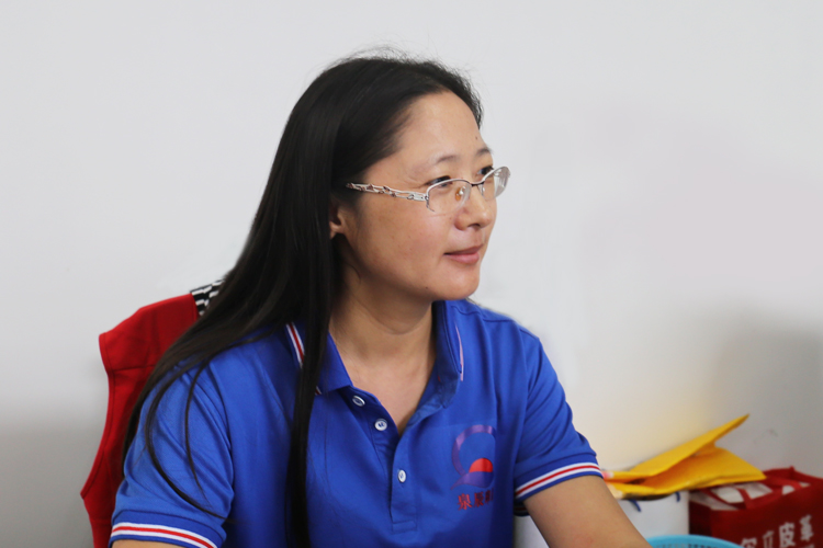 泉辰客服赵小姐.jpg 泉辰客服赵小姐.jpg