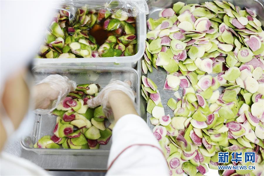 (时政)(10)党的十九届五中全会厉行节约反对餐饮浪费见闻